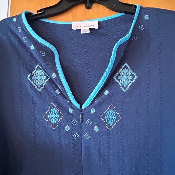 Women’s Stan Herman size medium lightweight robe – half zip-excellent condition - Picture 2 of 4